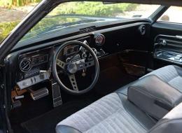 Oldsmobile Toronado V8 7.0 Coupé