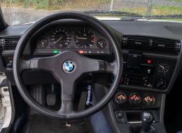 BMW Série 3 325 ETA