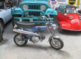 Moto Honda DAX ST 70