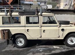 LandRover 109