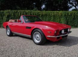 Aston Martin V8 volante