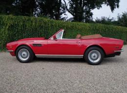 Aston Martin V8 volante