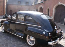 Plymouth Spécial Deluxe