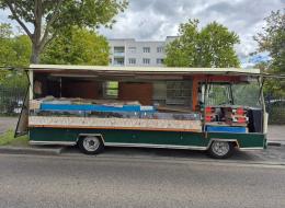 Peugeot J7 camion march&eacute; /food truck 