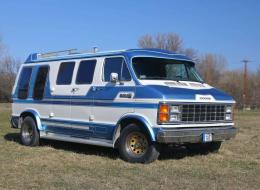 Dodge Van Ram B150