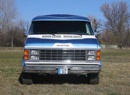 Dodge Van Ram B150