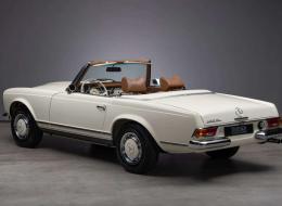 Mercedes-Benz SL 280 Pagode 