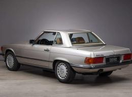 Mercedes-Benz SL 560 Roadster (R107)