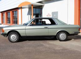 Mercedes-Benz CE 300