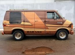 Dodge Van Ram B150