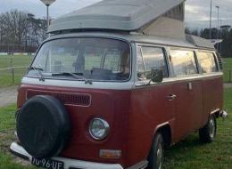 Volkswagen Combi T2a camper