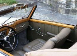 Mercedes-Benz 220 A Cabriolet