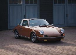 Porsche 911 2.4 T Targa