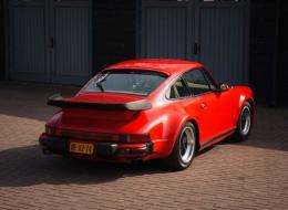Porsche 930 3.3 Turbo