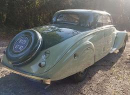 Peugeot 402 éclipse