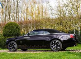 Rolls-Royce Dawn in unique color combination