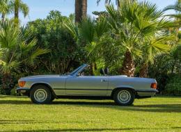 Mercedes-Benz SL 380