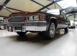 Cadillac Sedan de ville