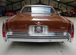 Cadillac Sedan de ville