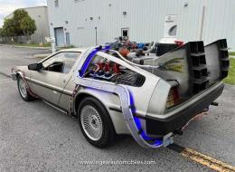 De Lorean DMC 12