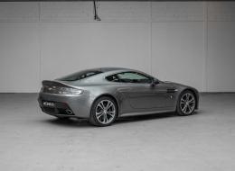 Aston Martin V12 Vantage *Bo&icirc;te Manuelle / Full suivi Aston Martin*