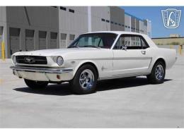 Ford Mustang V8 Coupé