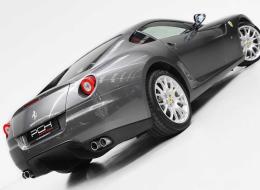 Ferrari 599 GTB Fiorano 6.0i V12 620cv F1