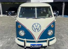 Volkswagen Combi Samba replica