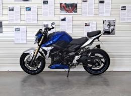 Moto Suzuki GSR750