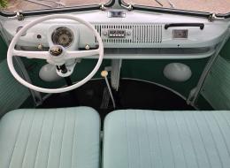 Volkswagen Combi T1 Samba 23-Window