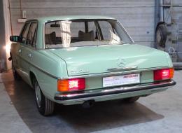 Mercedes-Benz 230 W115 230.4 