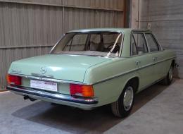 Mercedes-Benz 230 W115 230.4 
