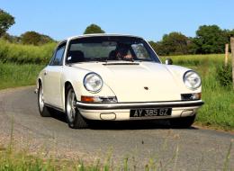 Porsche 911 S coup&eacute;