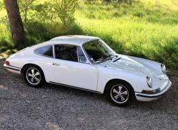 Porsche 911 S coup&eacute;