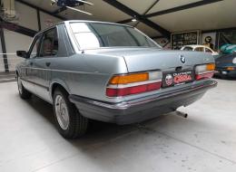 BMW Série 5 E28 518