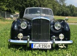 Bentley Continental S1 Saloon