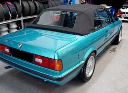BMW Série 3 E30 cabriolet 318i Design &Eacute;dition M Technic