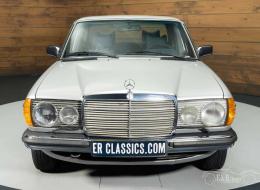 Mercedes-Benz 250 6 Cyl. 2.5 Berline