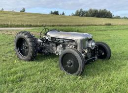 Tracteur Lamborghini Centenario Reinterpretation