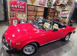 Fiat 124 Spider 2000 injection