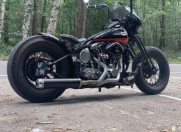 Moto Harley Davidson Shovelhead Bobber