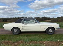 Ford Mustang V8 Coupé code C