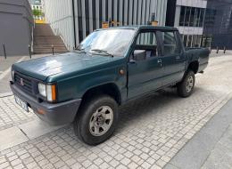 Mitsubishi Pajero L200  4x4