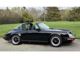 Porsche 911 Carrera Targa