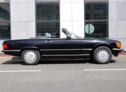 Mercedes-Benz SL 560