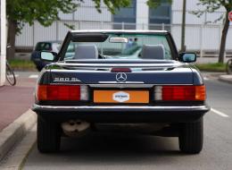 Mercedes-Benz SL 560