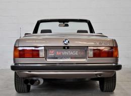 BMW Série 3 325 i E30 Cabriolet