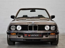 BMW Série 3 325 i E30 Cabriolet