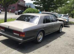 Rolls-Royce Silver Spirit