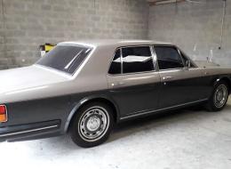 Rolls-Royce Silver Spirit